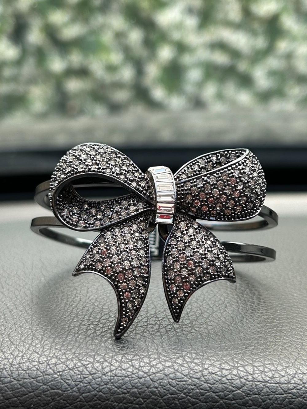 Graziano Gunmetal Bow Crystals Hinged Clamper Size 6 3/4”